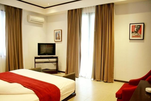 Rumah Nenek Hotel And Restaurant Padang  Chambre photo