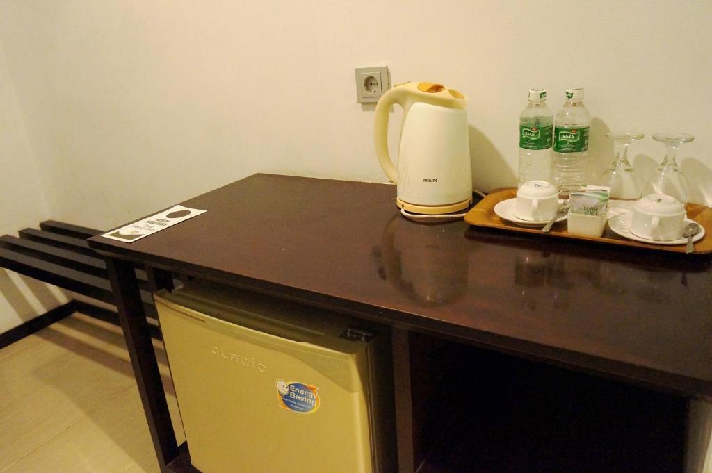 Rumah Nenek Hotel And Restaurant Padang  Chambre photo