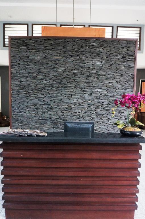 Rumah Nenek Hotel And Restaurant Padang  Extérieur photo